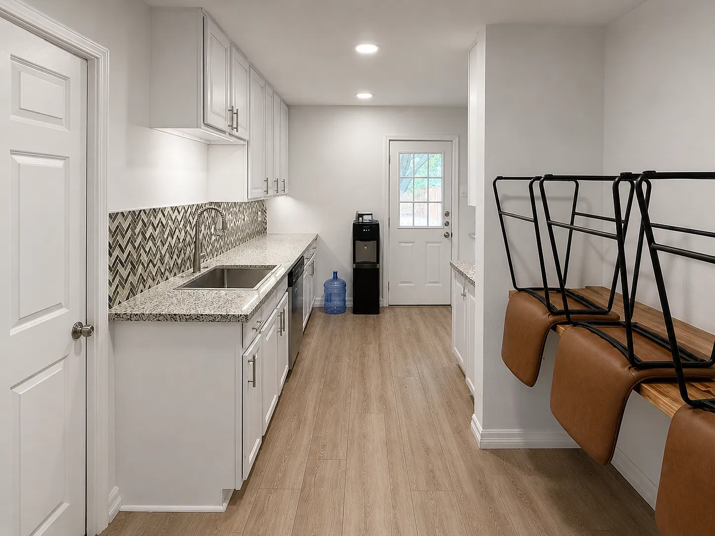 4 bed, 1528 sqft, $2,700 — Photo 4