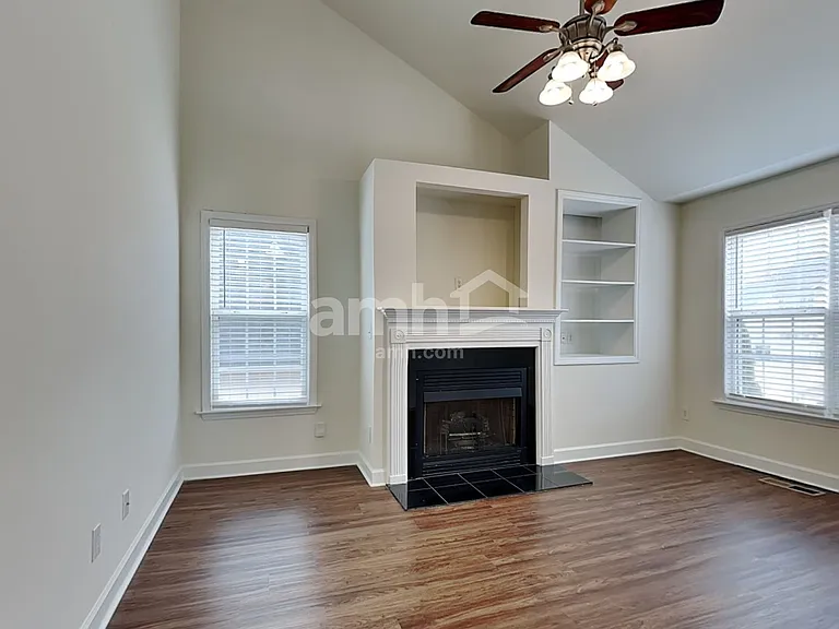 4735 Eagle Path — Photo 4
