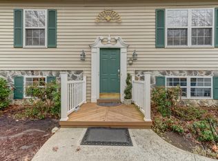 7 N Bearwood Dr, Palmyra, VA 22963