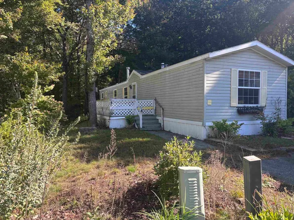 120 Estate Drive, Barrington, NH 03825