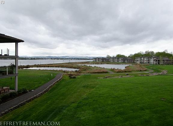 2nd image of 5605 SE Scenic Ln Unit 204