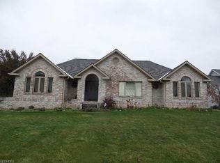 106 Chippewa Ct, Girard, OH