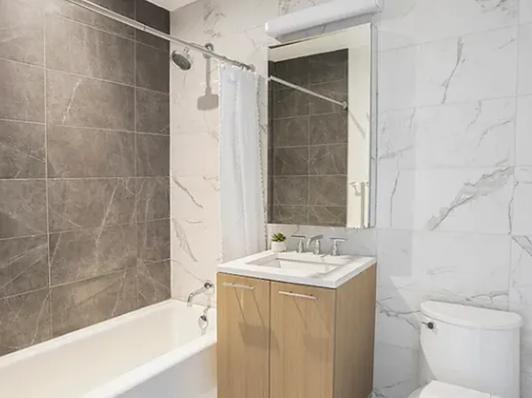 86 Fleet Place image 1 of 8