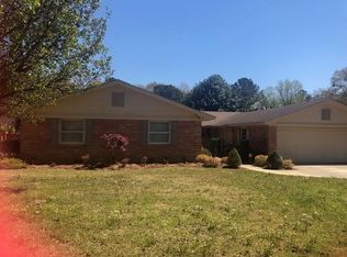 223 Meadow Dr, Columbus, MS 39702