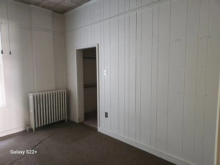 2526 Broad Ave — Photo 8