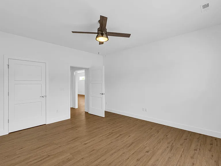 70 E Airport Rd #34 — Photo 15