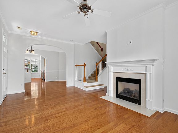 5th image of 4920 Amber Clay Ln