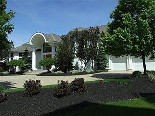 4th image of 3165 Willow Ln
