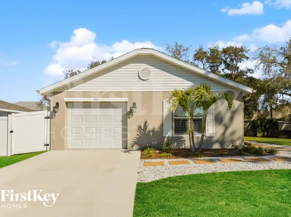 92 Stanford Rd, Venice, FL 34293