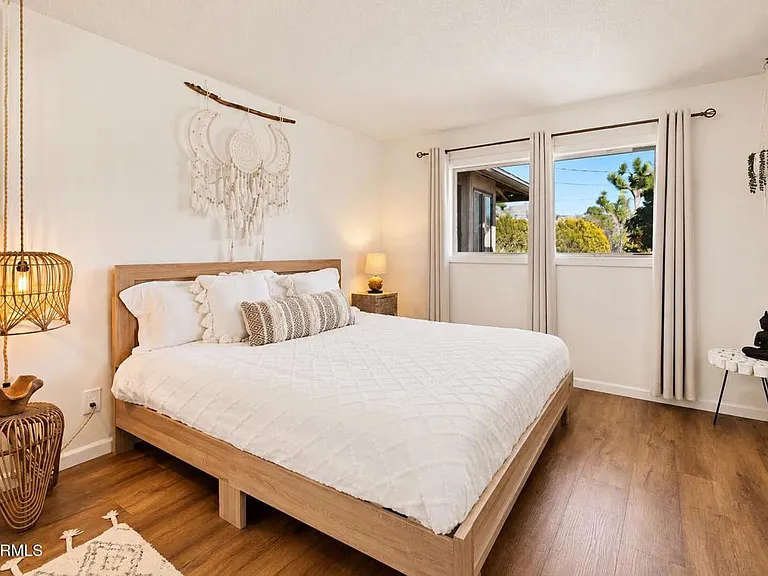 6770 Joshua Ln — Photo 16