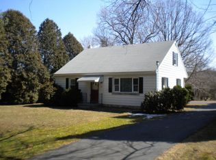 128 Old Mill Rd, Ephrata, PA 17522