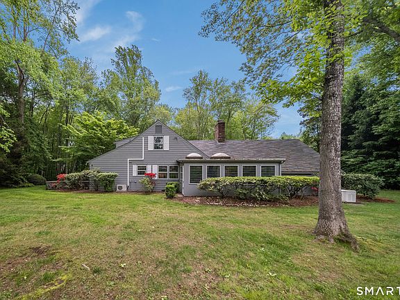 4th image of 55 Island Avenue