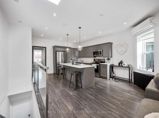 2243 Dundas St W APT 3, Toronto, ON M6R 1X6