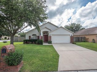 1402 Orange Moss Ct, Plant City, FL 33563