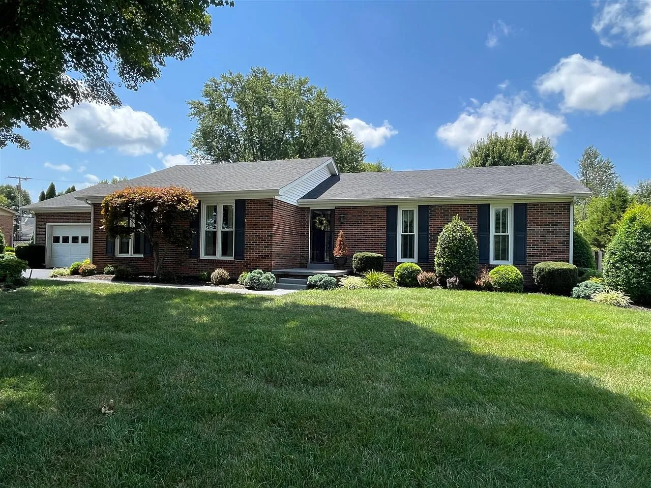 3 bed, 1685 sqft, $1,800 — Photo 1