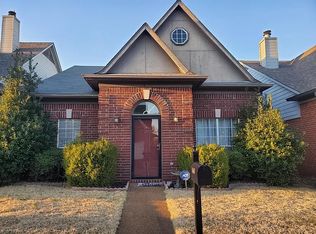 8688 Eagle View Dr, Cordova, TN 38018