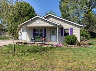 1517 Brittany Ln, Marion, IL 62959