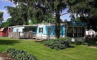 1st image of 4400 Melrose Dr #90