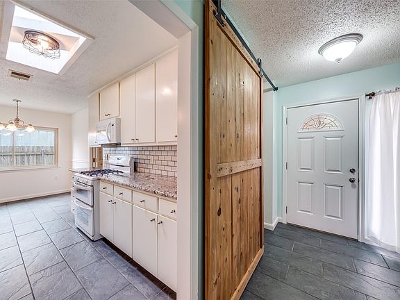 3rd image of 133 Rifle Gap