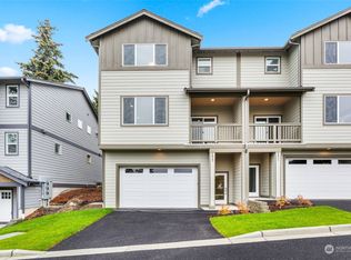 9933 14th Ave S #B-4, Seattle, WA