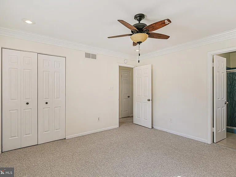 510 Retford Dr — Photo 14