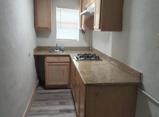 720 S Santa Cruz Ave #5, Modesto, CA 95354