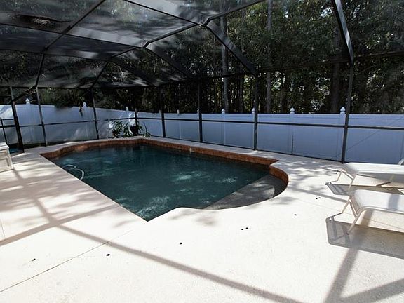 2nd image of 200 Orchard Grove Pl