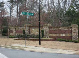 6367 Spring Cove Dr, Flowery Branch, GA 30542