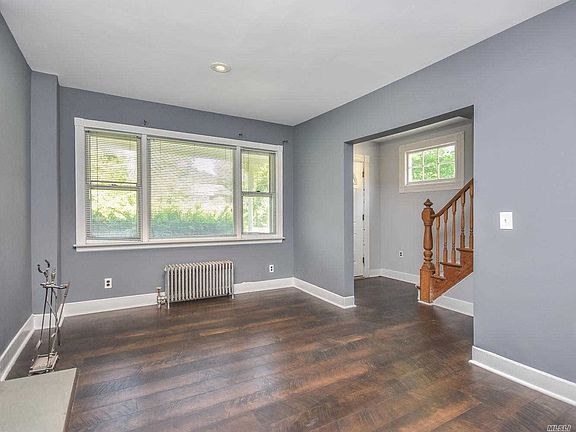 5th image of 11 Woolsey Ave