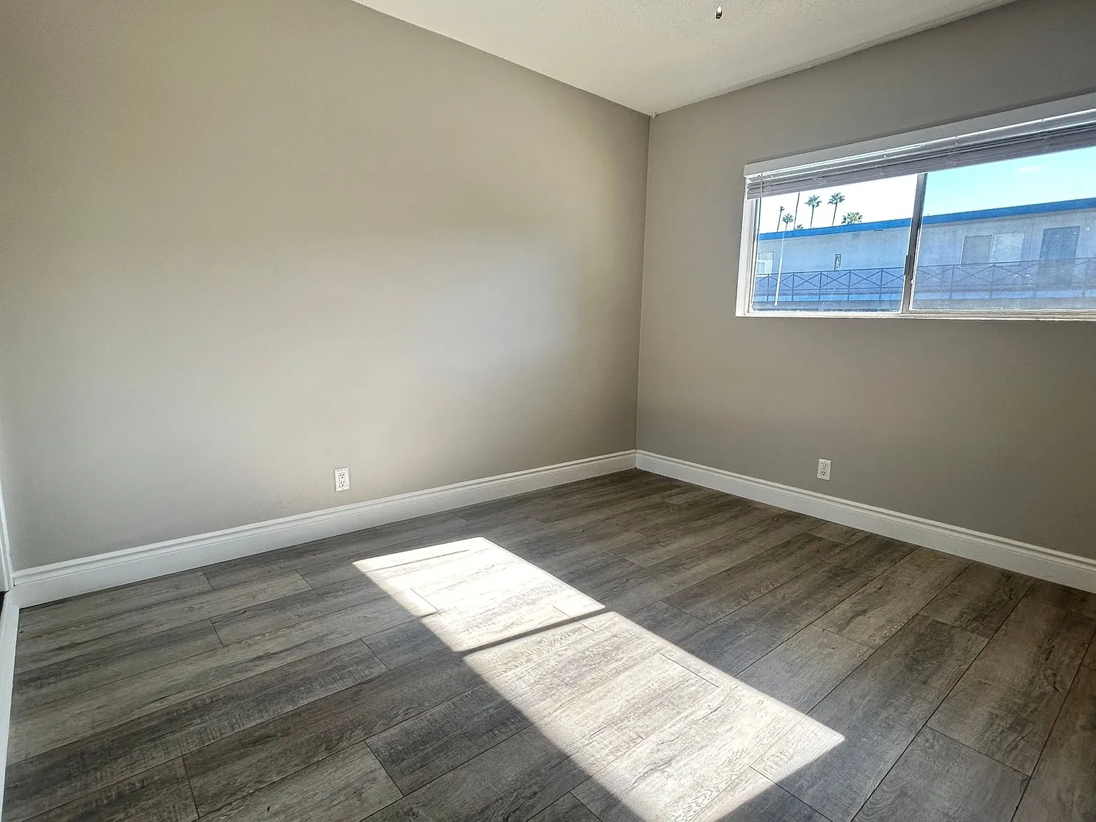 Palm View Apartments in Azusa — Photo 4