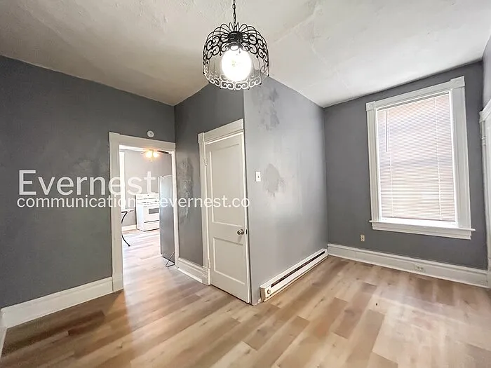 3722A Fairview Ave — Photo 8