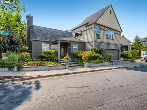 1321 NE Charles Ct, Fairview, OR 97024