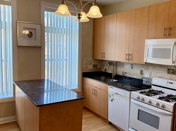 2158 W Chicago Ave APT 3R, Chicago, IL 60622