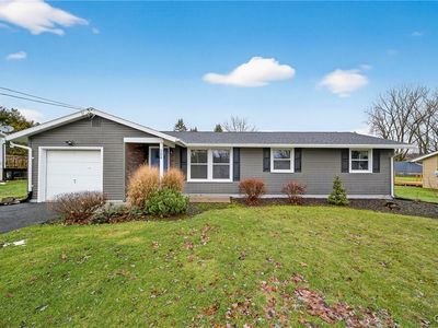 202 Briarhurst Ln, Camillus, NY, 13031