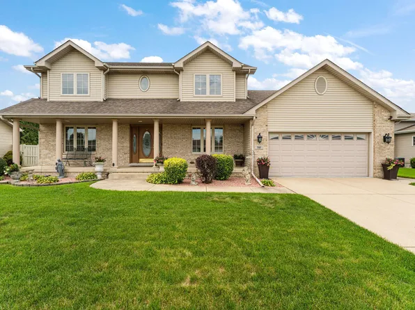 516 Seminary Dr, Dyer, IN 46311