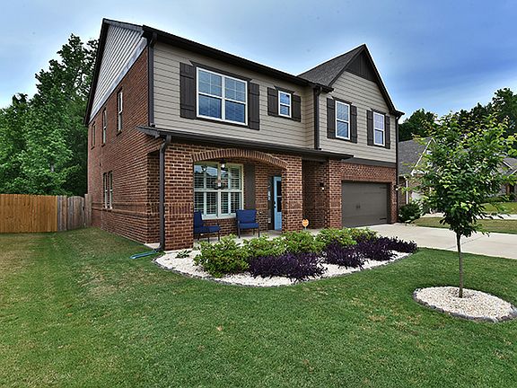 2nd image of 3914 Veranda Ct