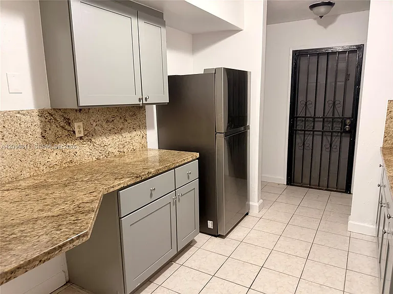 311 NE 57th St #311 — Photo 3