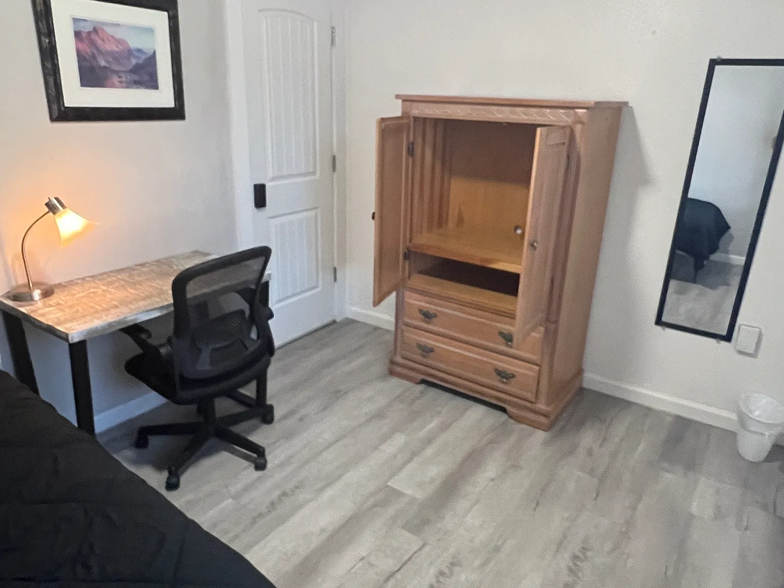 7 bed, 1512 sqft, $730 — Photo 1