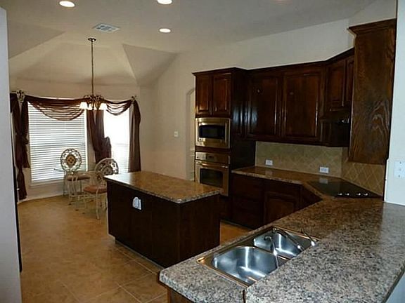 5th image of 11630 Caddo Creek Dr