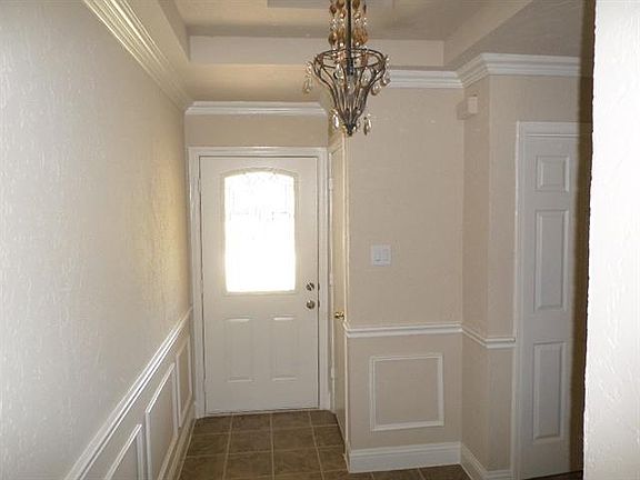3rd image of 2021 Avenue C