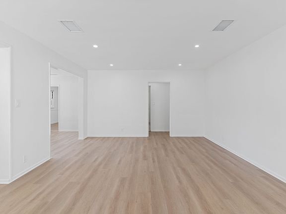 2nd image of 237 Belmont Ave #237