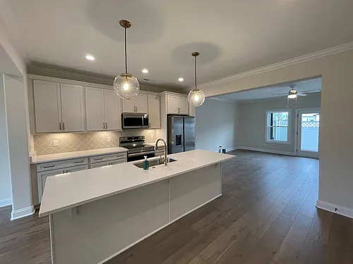 1404 Rebecca Johns Dr Photo 1
