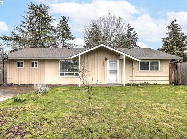 12730 NE Halsey St, Portland, OR 97230