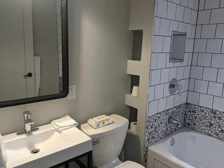 29 West Ave N #2 — Photo 6