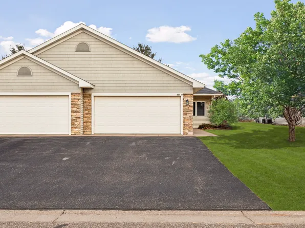 337 Williamsburg Pl #D, New Richmond, WI 54017
