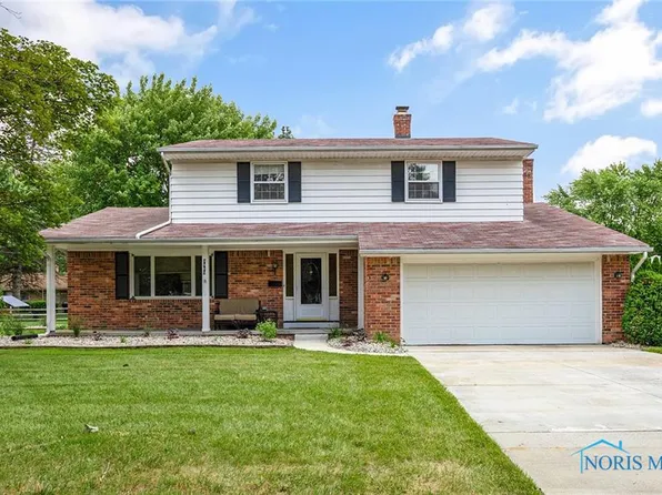 3805 Oak Forest Dr, Toledo, OH 43614