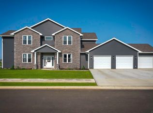 520 Aviation Dr, Ossian, IN 46777