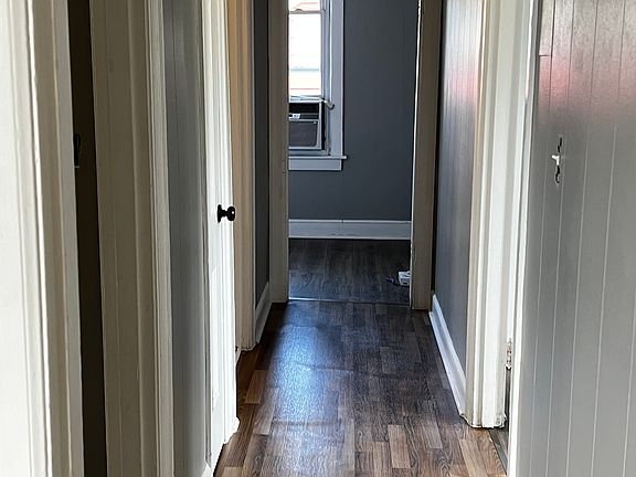 5th image of 301-301B Antioch Pike #1