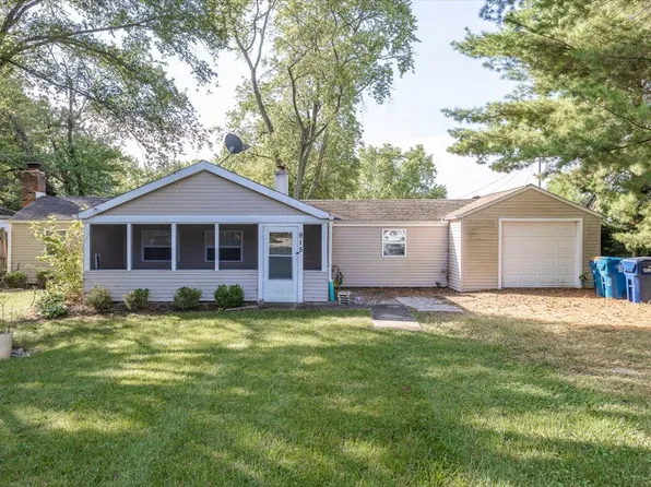 915 E 108th St, Indianapolis, IN 46280