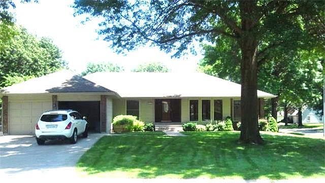 1st image of 2713 S Castle Dr
